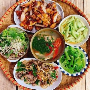 Cơm Gia Đình
